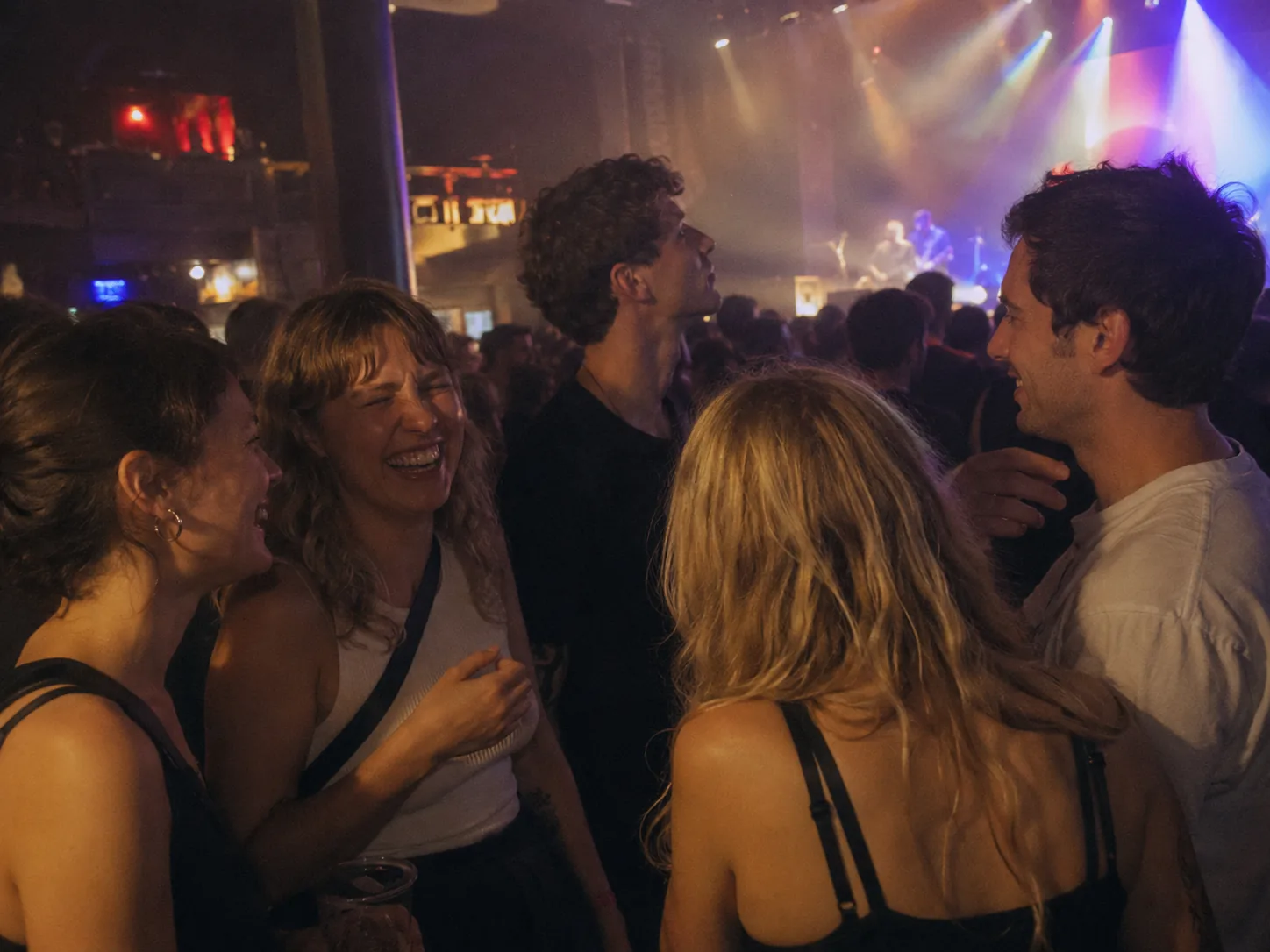 Adulte en soirée